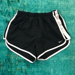 Nike - “norts”